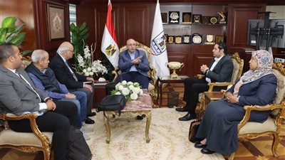 مشروع النباتات الطبية والعطرية بسمسطا ينطلق بمحافظة بني سويف بالشراكة مع معهد التخطيط القومي لتحقيق تنمية زراعية مستدامة وتوسيع قاعدة التصنيع الزراعي