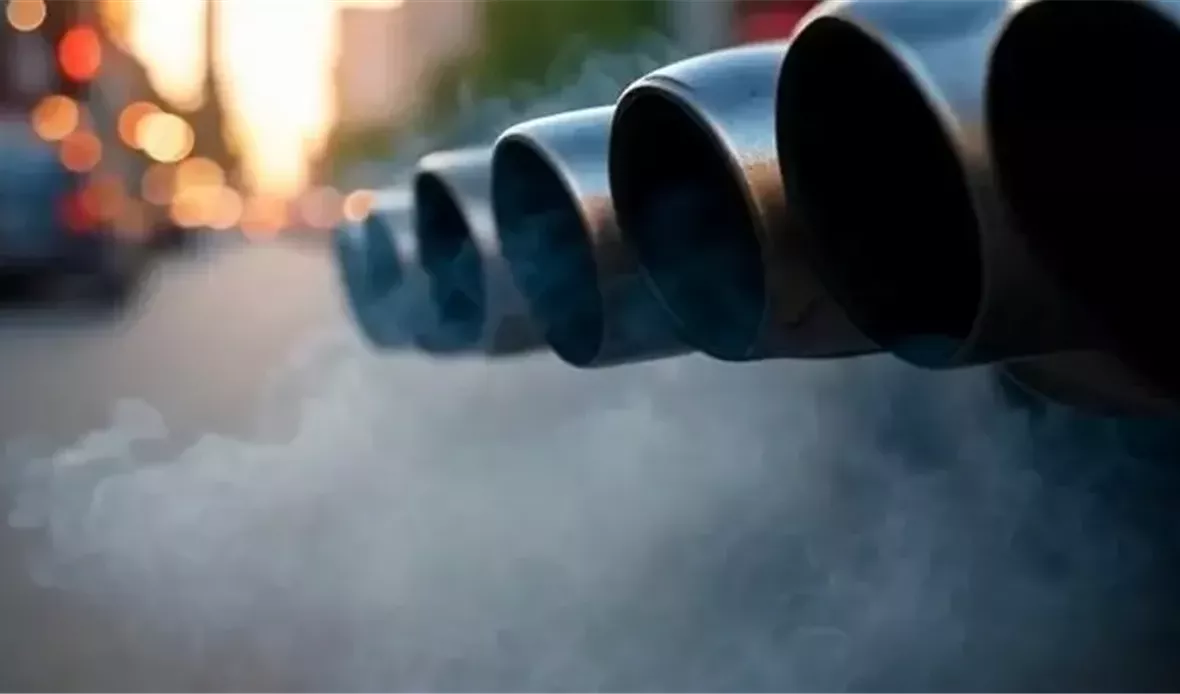 فحص مفاجئ لعوادم