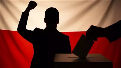 كارول ناوروتسكي رئيسًا لبولندا بفارق ضئيل: المحافظون يعودون للمشهد وسط انقسام أوروبي حول السيادة الوطنية وصلاحيات الاتحاد الأوروبي