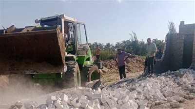 كفر البطيخ ورأس البر تشهدان حملات فورية لإزالة مبانٍ مخالفة على الأراضي الزراعية وفي الامتداد العمراني لضمان تطبيق القانون والحفاظ على البيئة