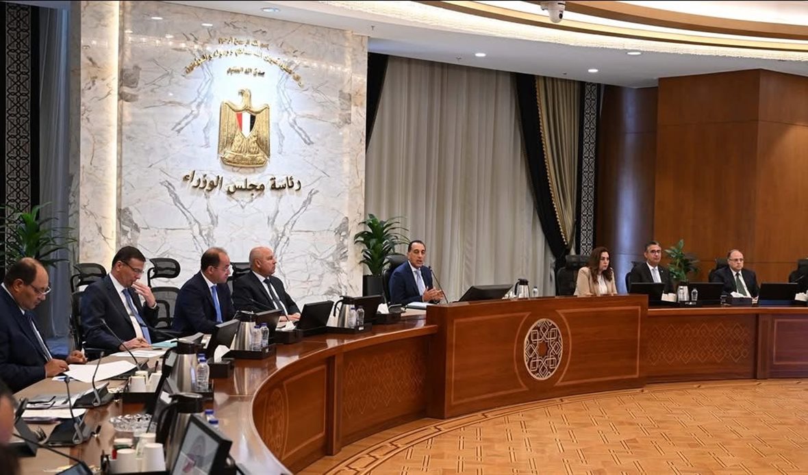 اجتماع اللجنة العليا
