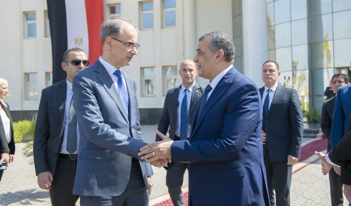 وزير الإنتاج الحربي