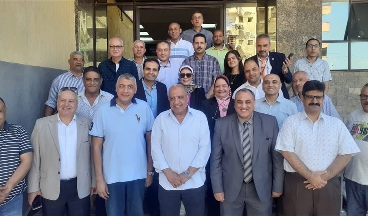 وزير الكهرباء يتفقد