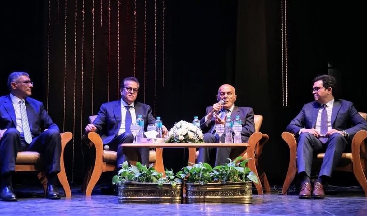 مشاركة وزارية وشخصيات