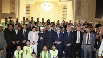 أمسية ثقافية بمسجد العلي العظيم تجمع بين الإيمان والفن والوعي الوطني