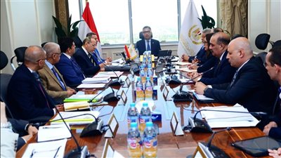 وزير التموين يتابع المخزون الاستراتيجي للسلع الأساسية لضمان توافرها واستقرار الأسواق