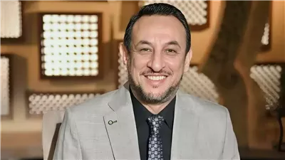 الذكر طريق السكينة والنصر.. رمضان عبد المعز يوضح أعظم عبادة في الإسلام