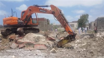 تنفيذ 8 قرارات إزالة بمساحة 900 متر في بلطيم ضمن المرحلة الثانية من الموجة 26 للتصدي للتعديات ومخالفات البناء