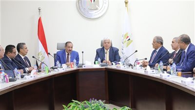 اللجنة العليا تبدأ عملها لاختيار عمداء المعاهد العليا لأول مرة ضمن خطة تطوير التعليم العالي ورفع كفاءة المعاهد الخاصة