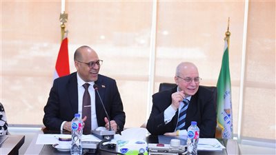 وزير العمل يبحث مع اتحاد المقاولين آليات تدريب العمالة غير المنتظمة وتوسيع الحماية لـ6 ملايين عامل في قطاع التشييد والبناء