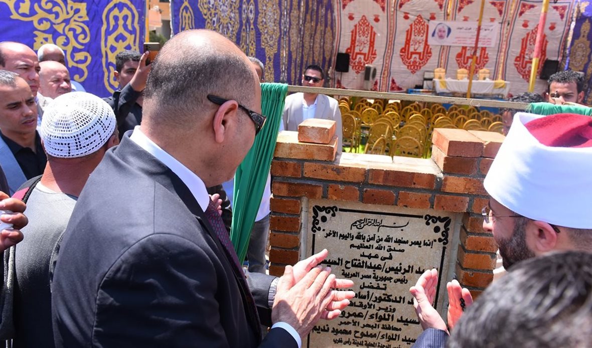 وزيرا الأوقاف والعمل