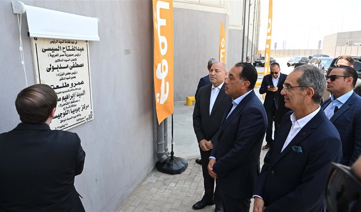 مدبولي يفتتح مستودع