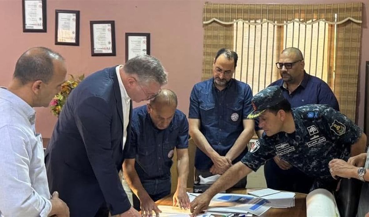 وزير البترول يزور