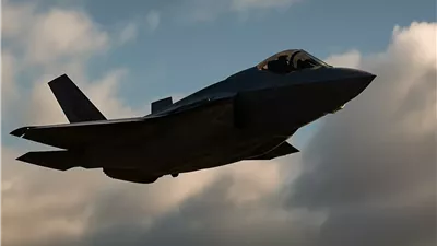 الناتو يرفع الإنفاق الدفاعي إلى 5% والمملكة المتحدة تعزز ترسانتها النووية بطائرات F-35A