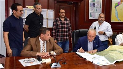 محافظ الأقصر يعتمد الحدود الإدارية الجديدة للتنمية