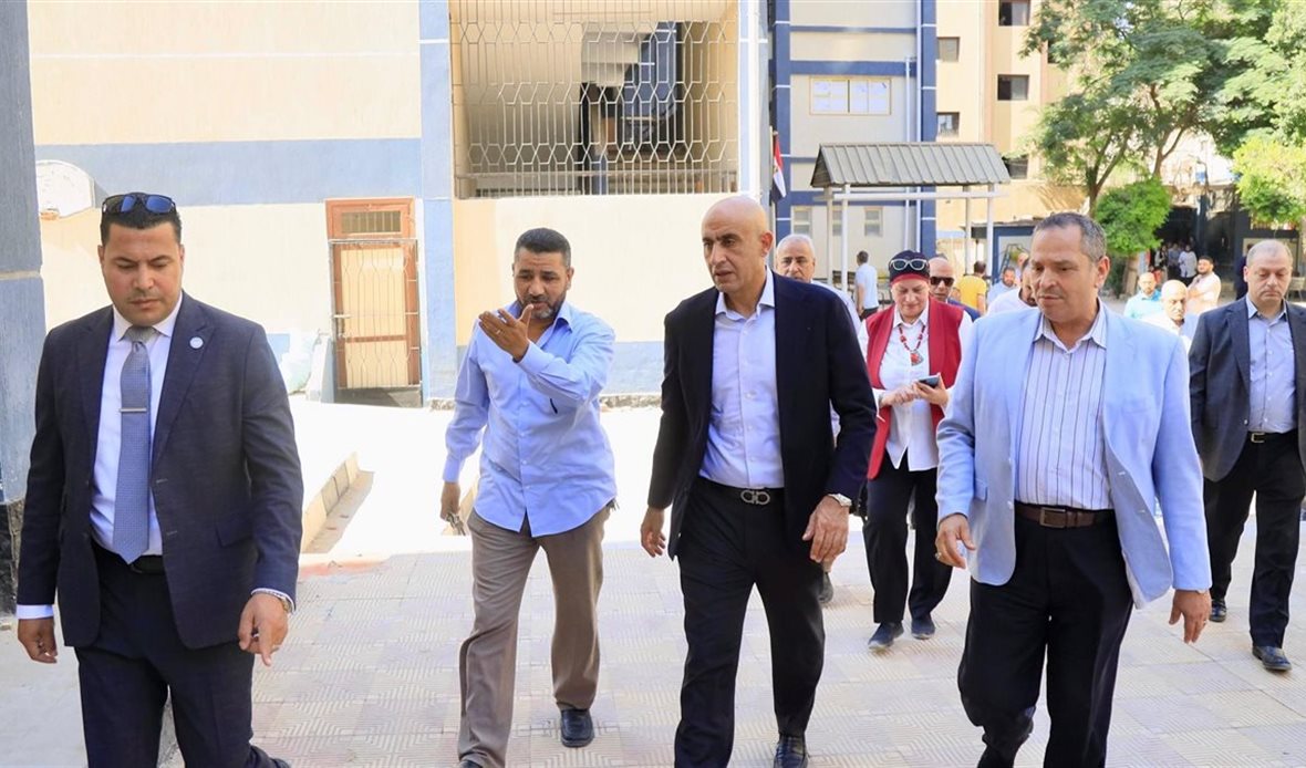 وزير التعليم يتفقد