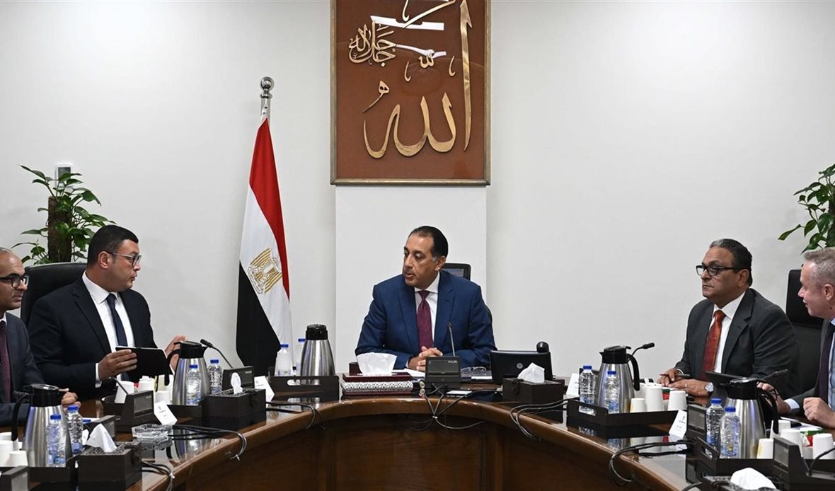 مدبولي يرأس اجتماعًا