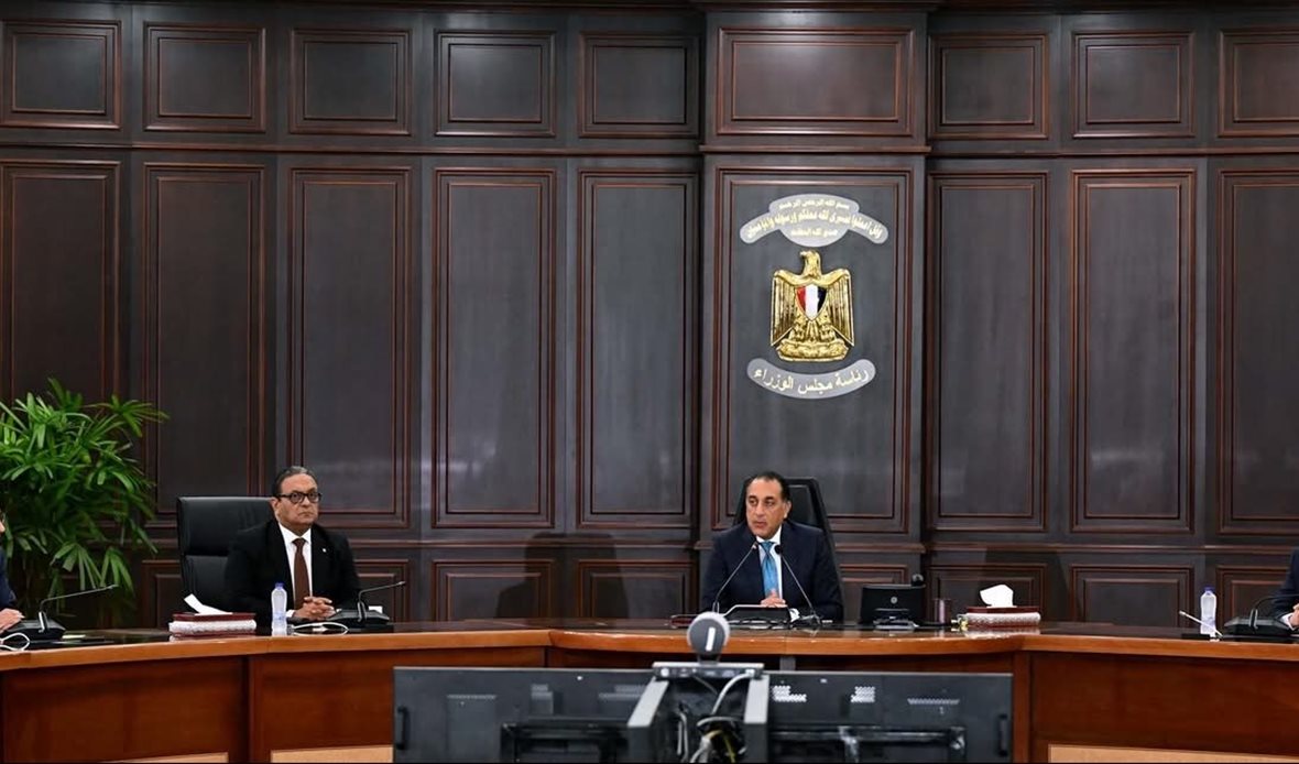 مصر تسدد ديون الطاقة