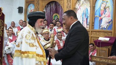 تنصيب الأنبا كاراس أسقفًا لمطروح والخمس مدن الغربية في احتفال تاريخي بحضور محافظ مطروح وقيادات الدولة