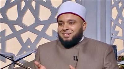 الرضاعة تُثبت الأخوة لا الخؤولة.. الإفتاء توضح الحكم الشرعي