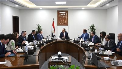 جهود حكومية مكثفة لخفض الدين العام وتعزيز الاستثمارات
