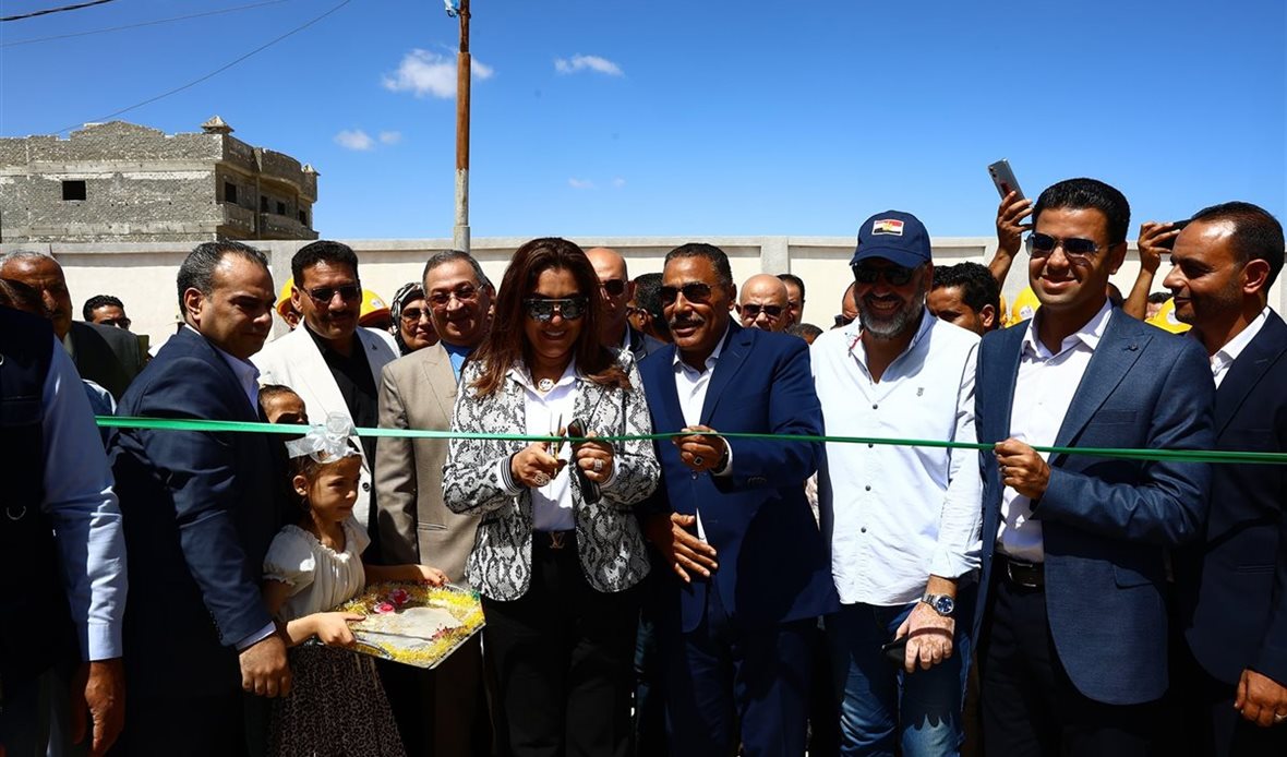 وزيرة التنمية ومحافظ