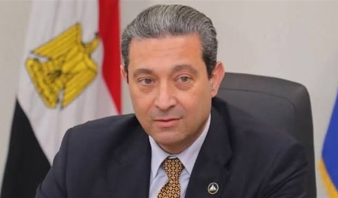 محافظ دمياط يخفض