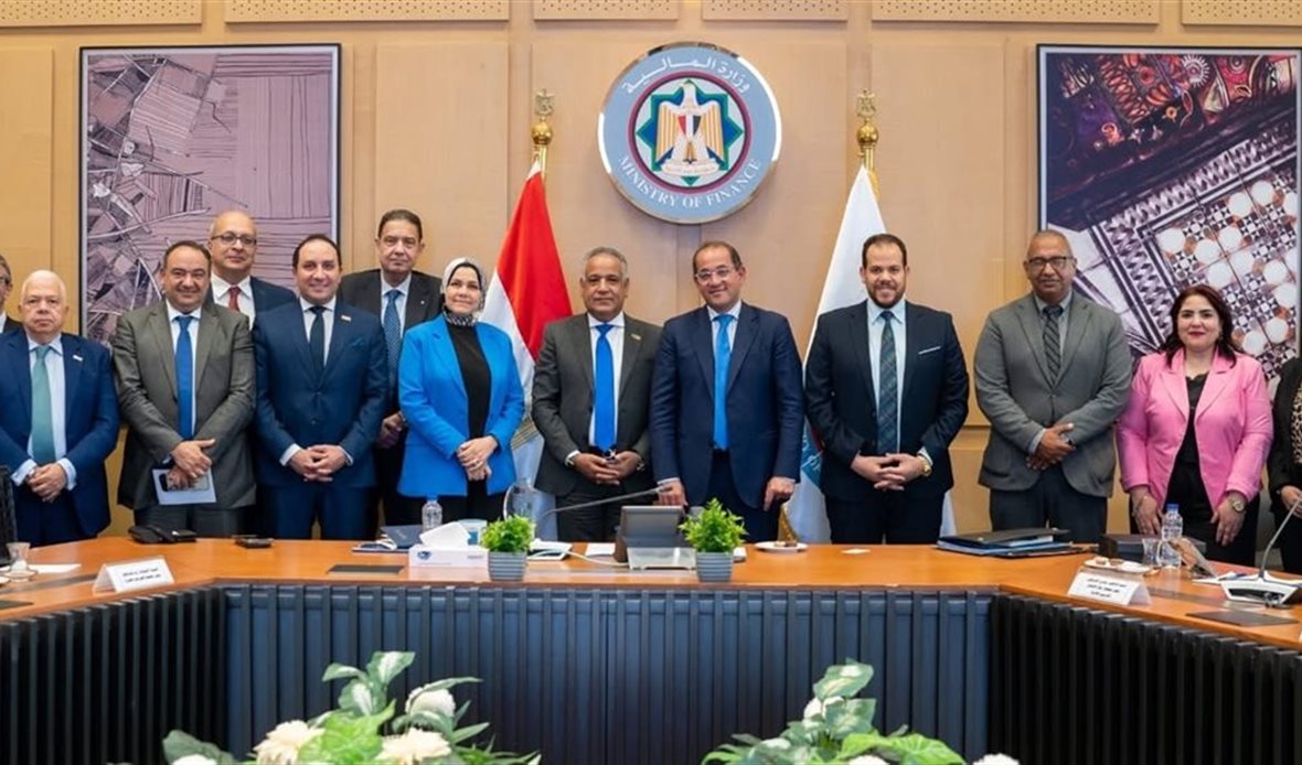 وزير المالية يؤكد