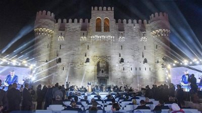 الإسكندرية تحتفل بعيدها القومي 73 داخل قلعة قايتباي