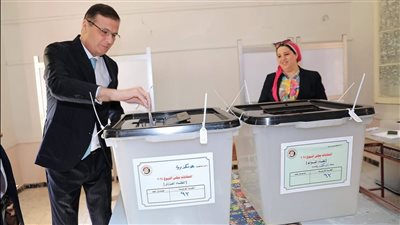 وزير الزراعة يدلي بصوته ويدعو المزارعين للمشاركة الانتخابية