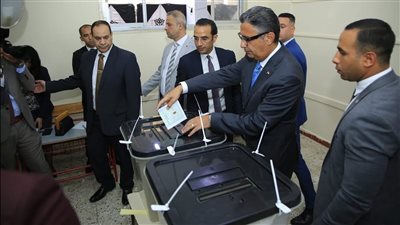 وزير التموين يدلي بصوته ويدعو للمشاركة في انتخابات الشيوخ