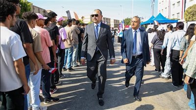 وزير قطاع الأعمال يدلي بصوته ويدعو للمشاركة في انتخابات الشيوخ