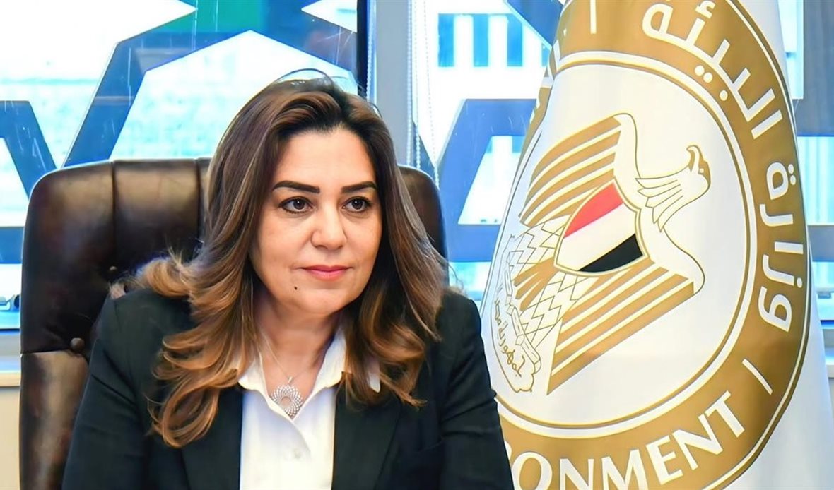 حواجز مطاطية لاحتواء