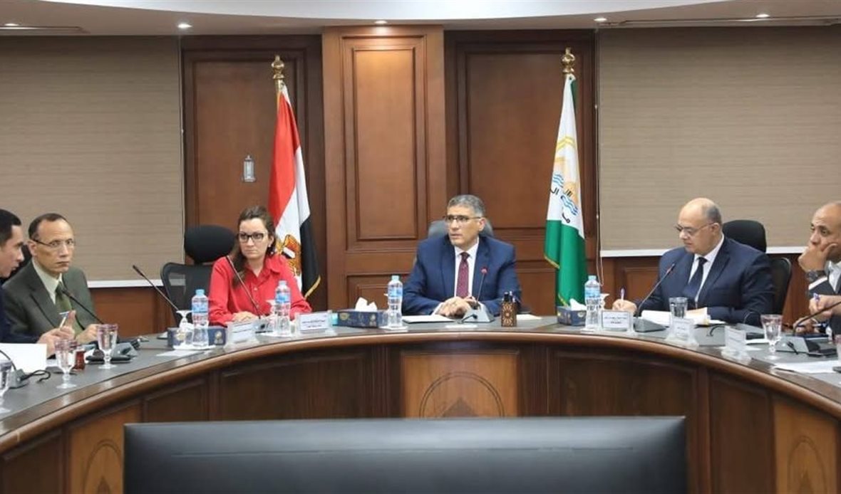 مشروعات بنية تحتية
