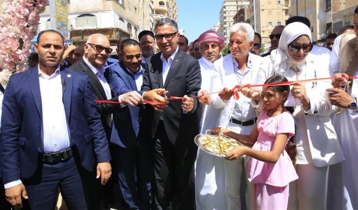 وزير التموين ومحافظ