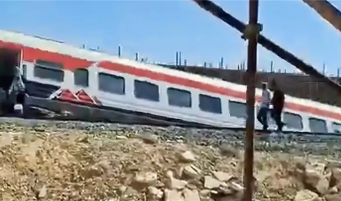 أوناش الطوارئ تعمل