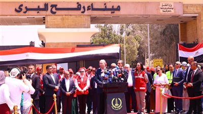 وزيرة التضامن الاجتماعي تطلق نداءً إنسانيًا من معبر رفح لإدخال المساعدات إلى غزة