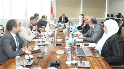 وزارة الإسكان تناقش آليات تنفيذ القانون رقم 164 لسنة 2025 لتنظيم العلاقة بين المالك والمستأجر