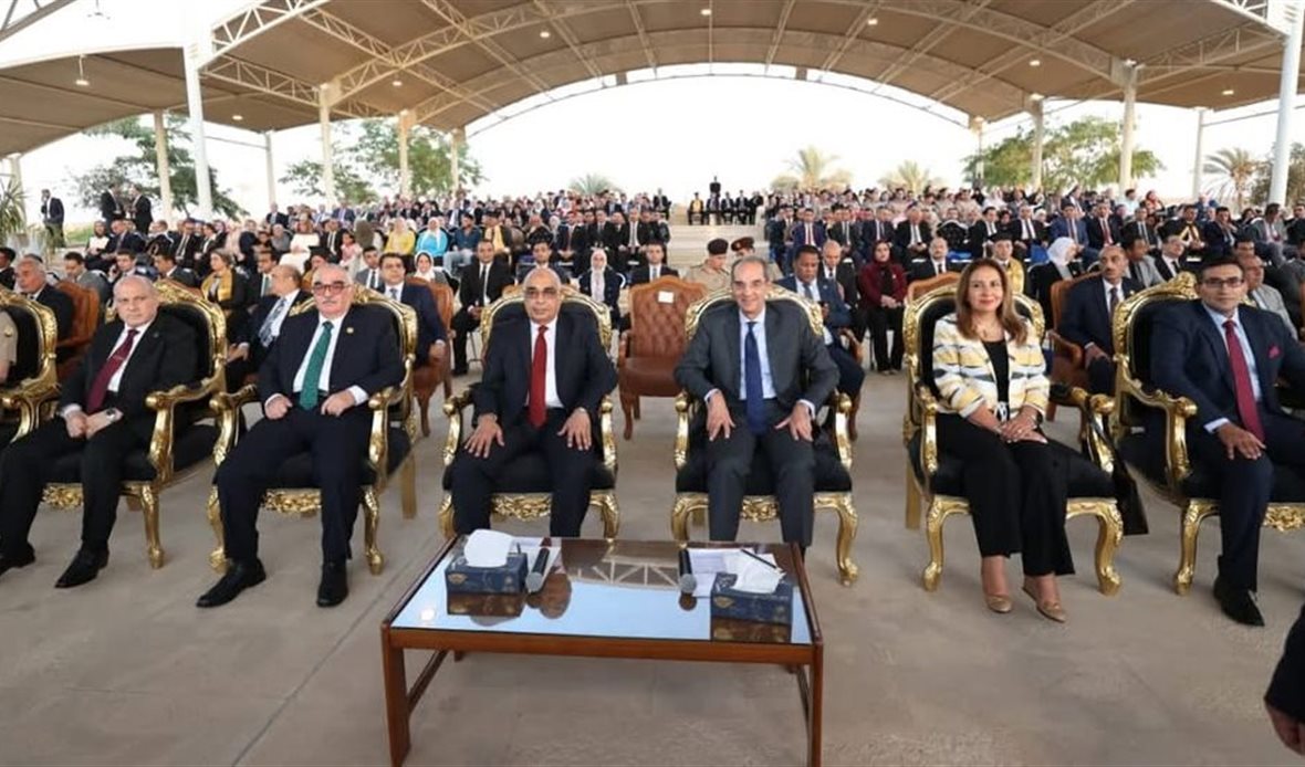 وزيرا الاتصالات والعدل