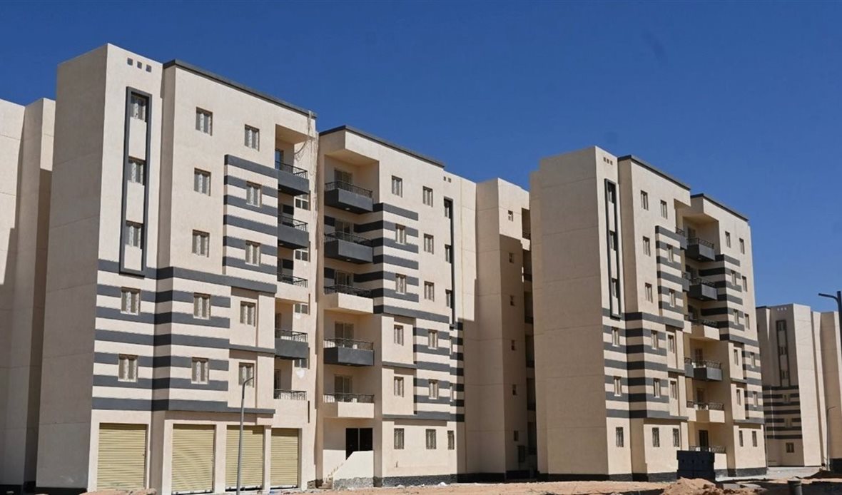 تنفيذ ٦٩٩٤ وحدة سكنية