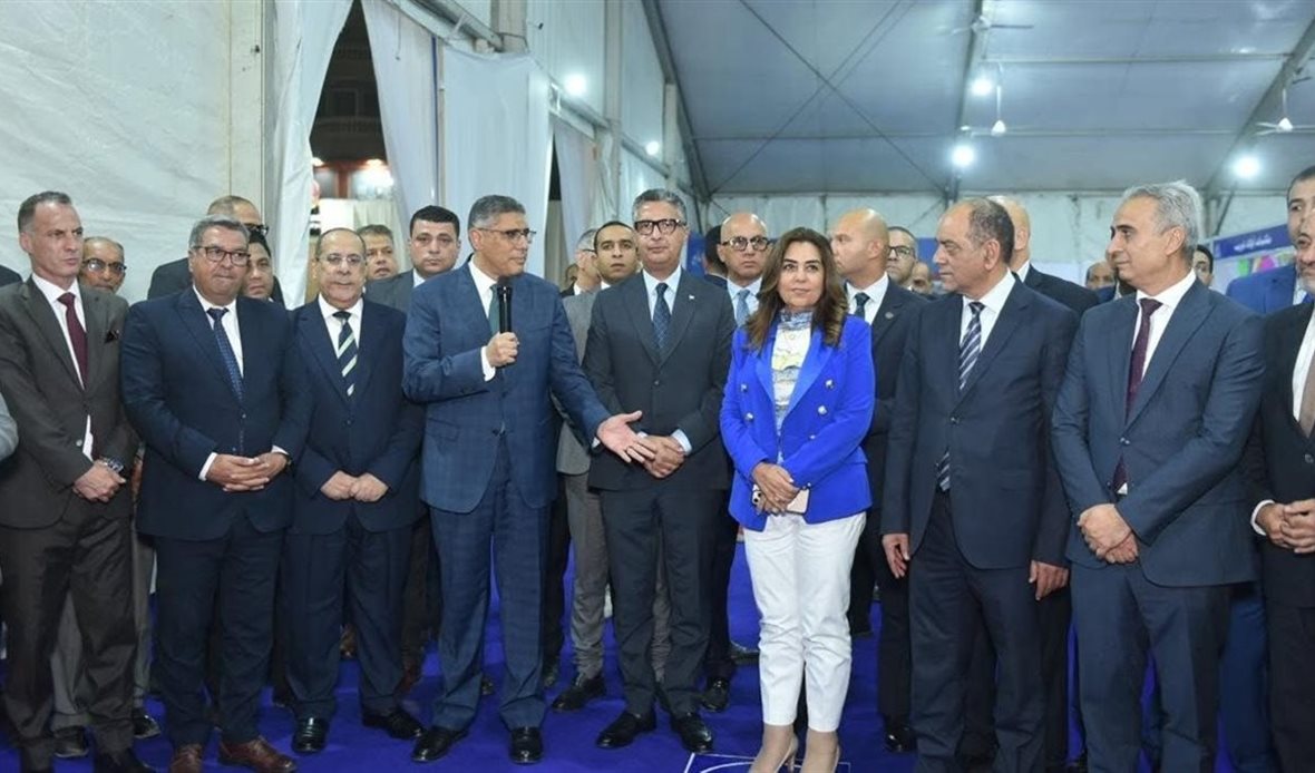 وزير التموين يفتتح