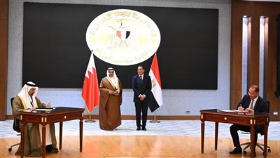 مصر والبحرين توقعان 8 وثائق تعاون بحضور مدبولي وولي العهد