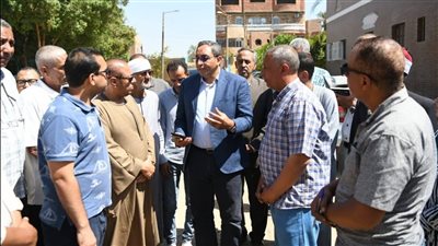 محافظ قنا يدشن مبادرة القرية النموذجية بقرية بخانس أبوتشت