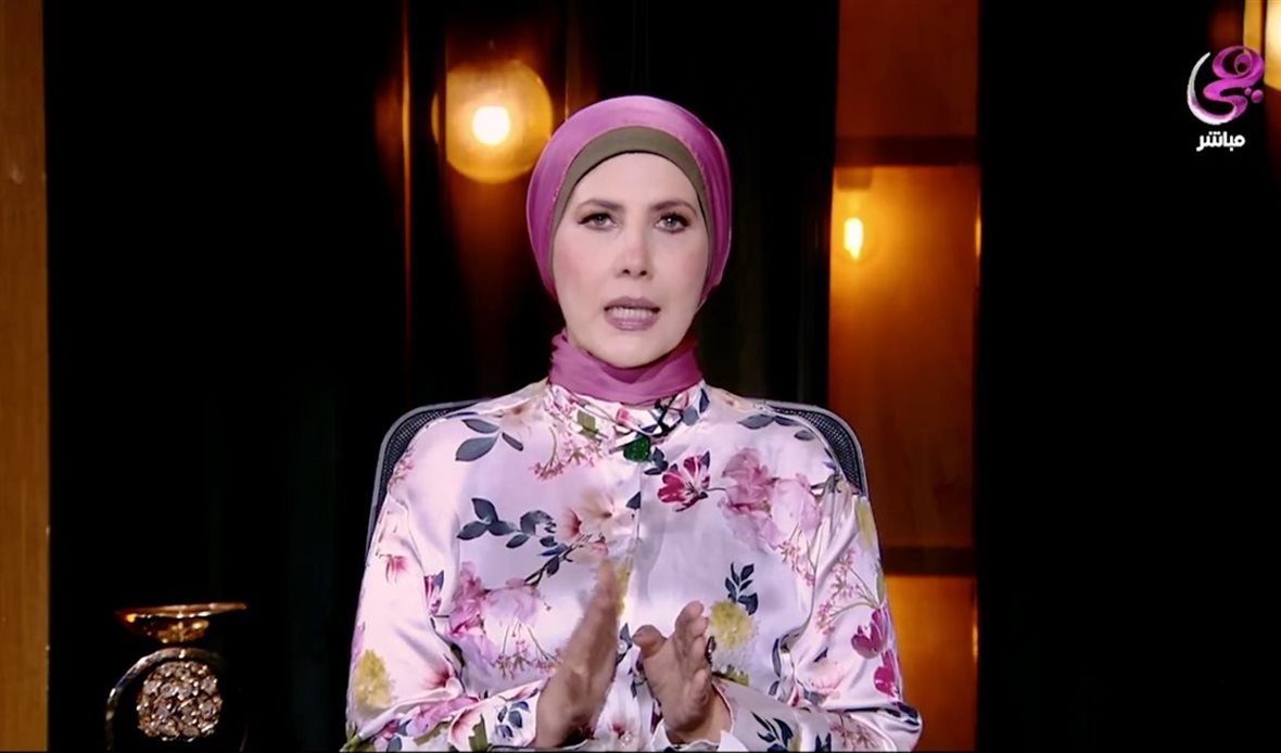 نيفين منصور تكشف