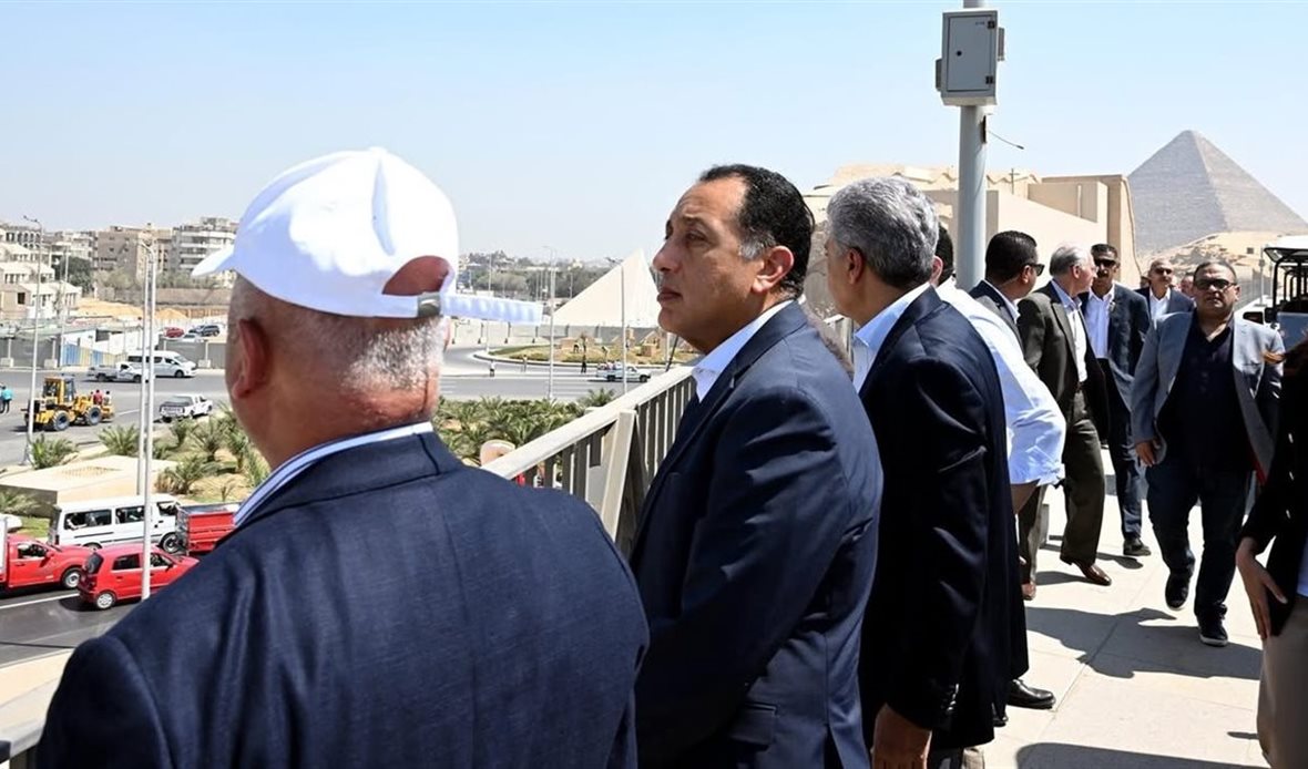 رئيس الوزراء مصطفى
