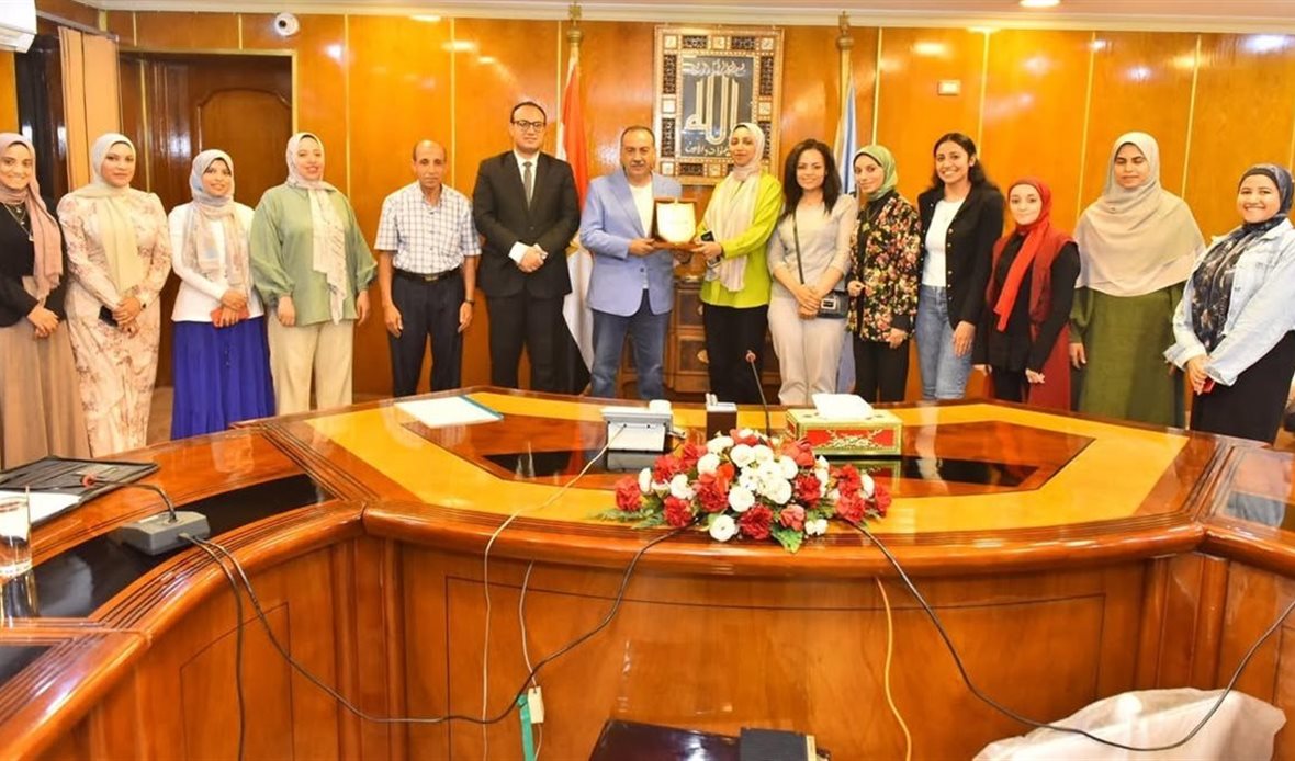 محافظ أسيوط يطلق