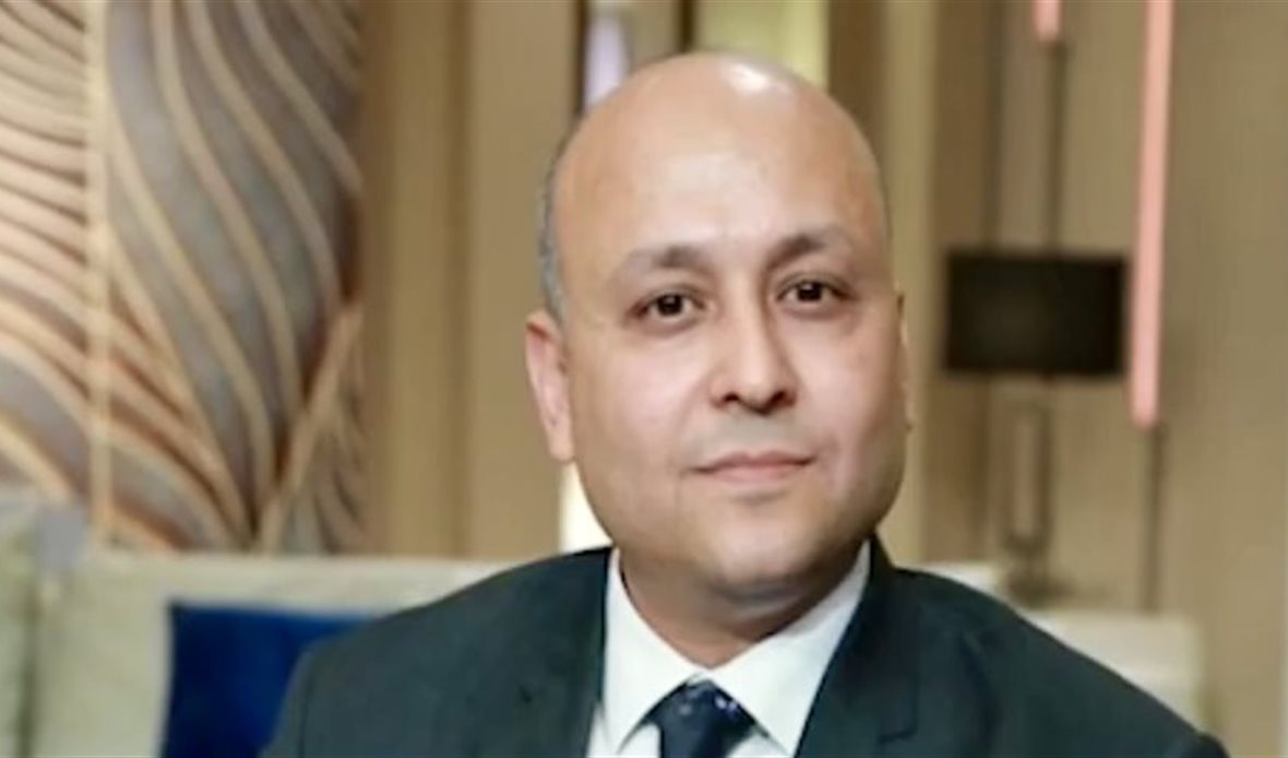 عمرو خطاب يوضح تفاصيل