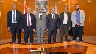 محافظ أسيوط يشهد توقيع بروتوكول تعاون مع البنك الأهلي لتعظيم الاستفادة من الأصول