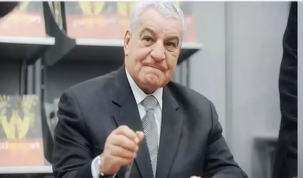 زاهي حواس يكشف أسرار