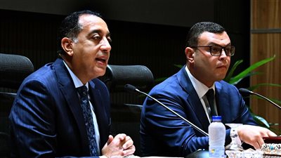 مدبولي يجتمع برؤساء أجهزة المدن الجديدة ويكلف بتعزيز النظافة والصيانة ورفع المخلفات واستعادة المظهر الحضاري